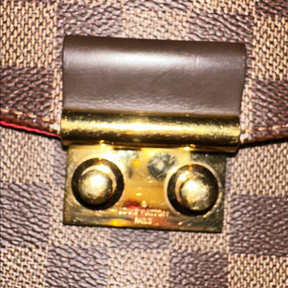 Louis Vuitton Croisette - Picture 3 of 17